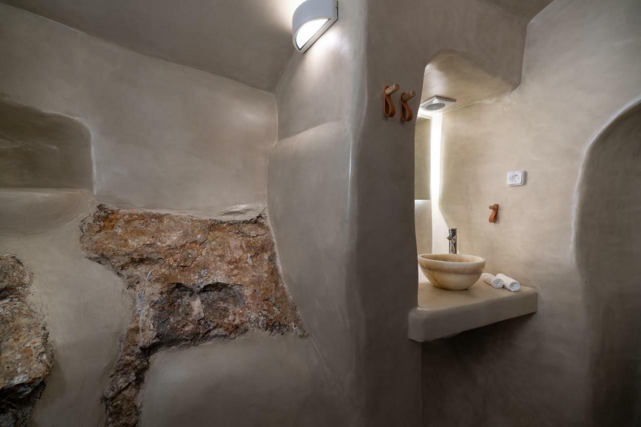 Nalas Holiday home Emporio (Santorini)